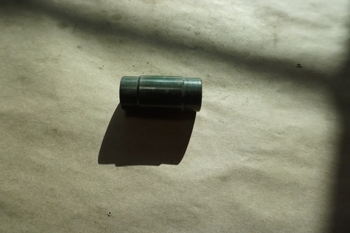 Omc 911793 Pivot Shaft  (New Take Off Part Please Read Details Below) 1