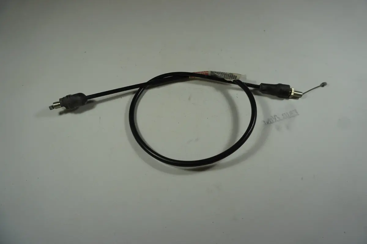 Yamaha 2Xj-26311-00 Throttle Cable 1