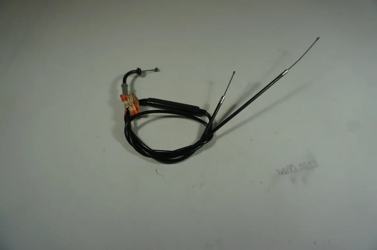 Suzuki 58300-27112 Throttle Cable 1