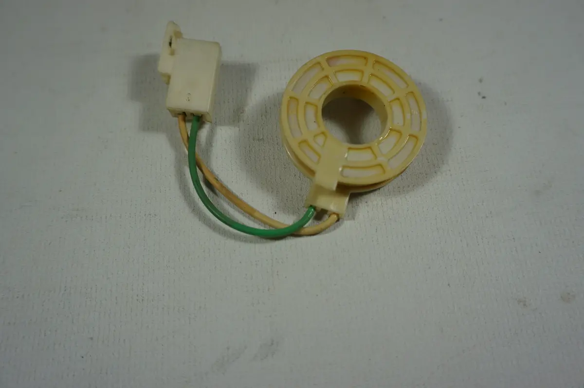 Omc 3854001 Coil Pickup 1