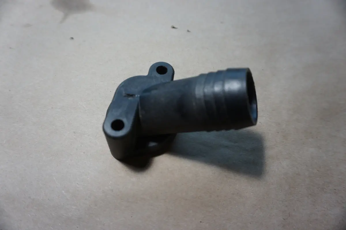 Mercury Marine Quicksilver 22-43828 Connector (Used Item Please Read Details Below) 1