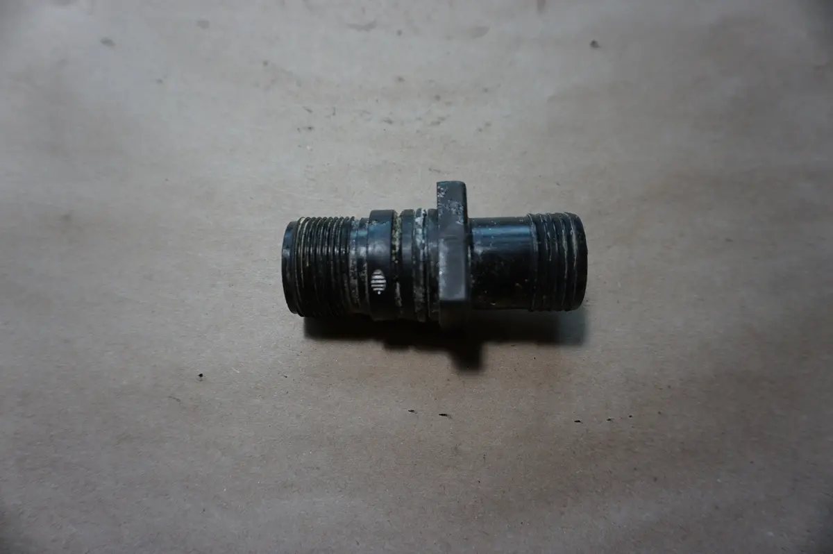 Omc 911716 Connector (Used Item Please Read Details Below) 1