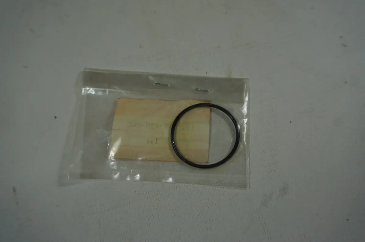 Yamaha 15415-93400-00 Ring 1