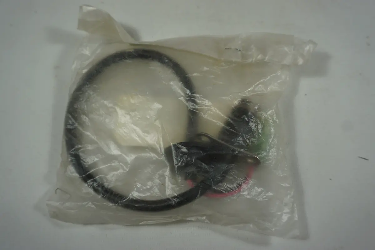 Yamaha 64X-82560-00 Thermo Switch 1