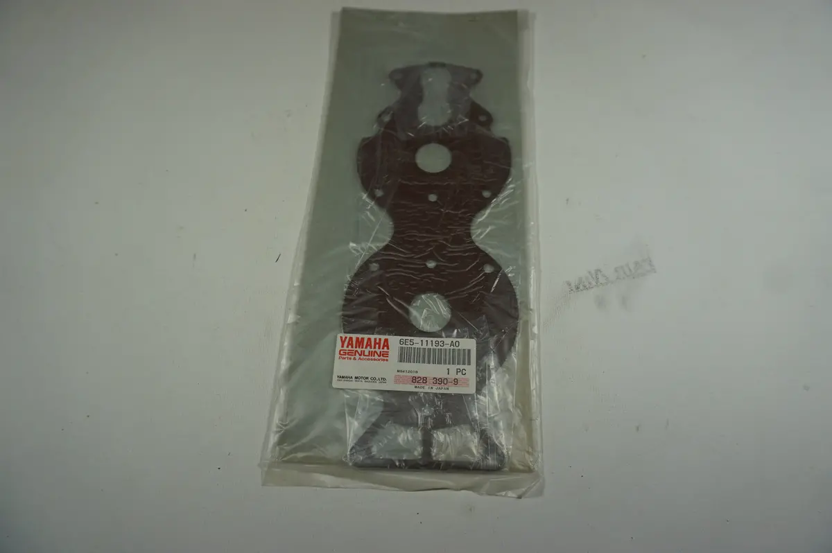Yamaha 6E5-11193-A0 Gasket 1