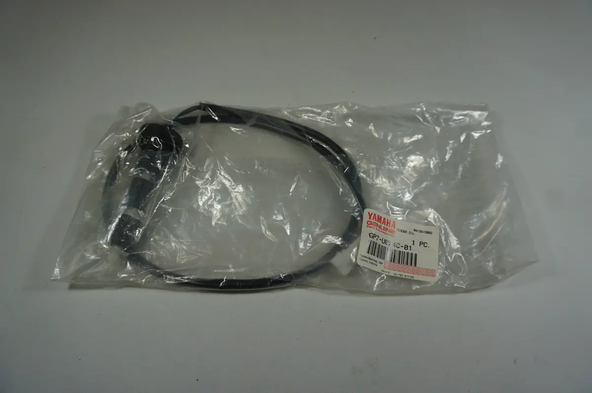 Yamaha Gp7-U824c-01 Oil Sender 1