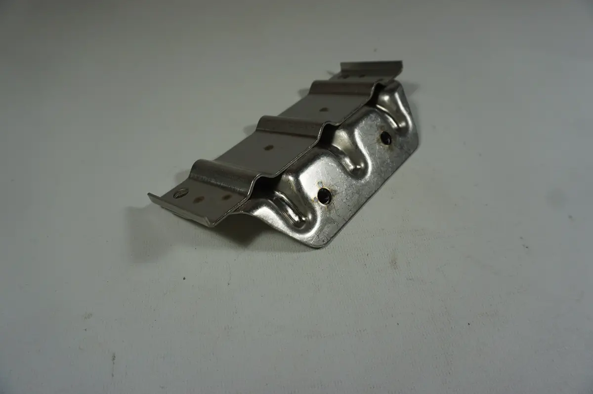 Yamaha Gj3-61433-01 Steer Bracket 1