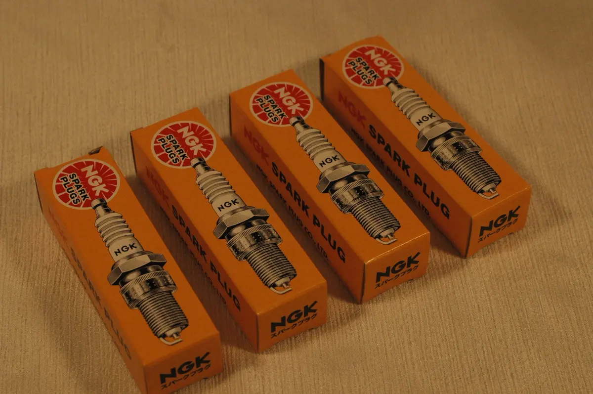 Ngk B4 Spark Plugs (Quantity 4 ) Stock #3210 1