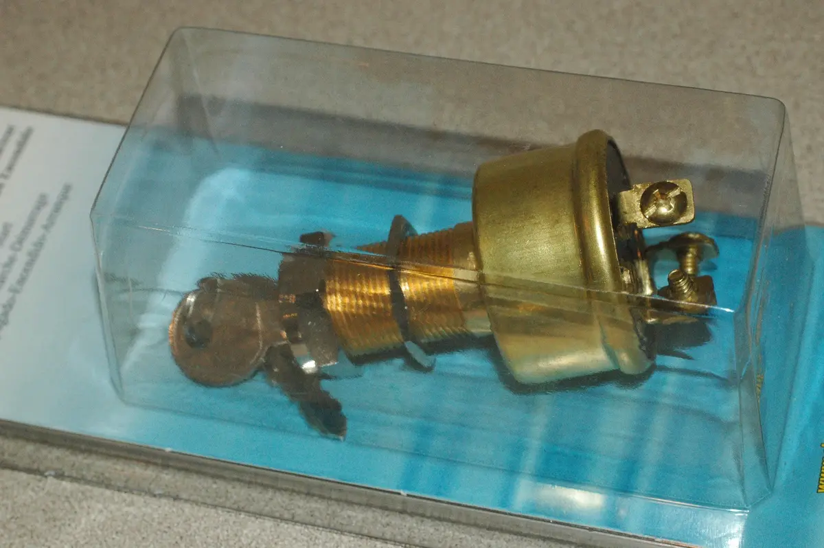 Sierra Mp 39060 Off/On/Start Brass Ignition Switch 1