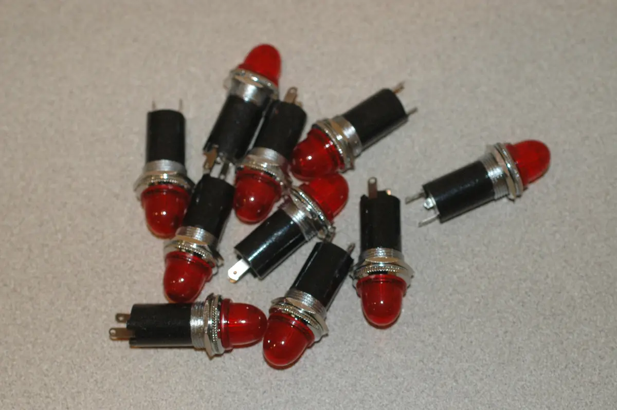 Round Dome Red Indicator Light 12 Volt, Bag Of 10 1