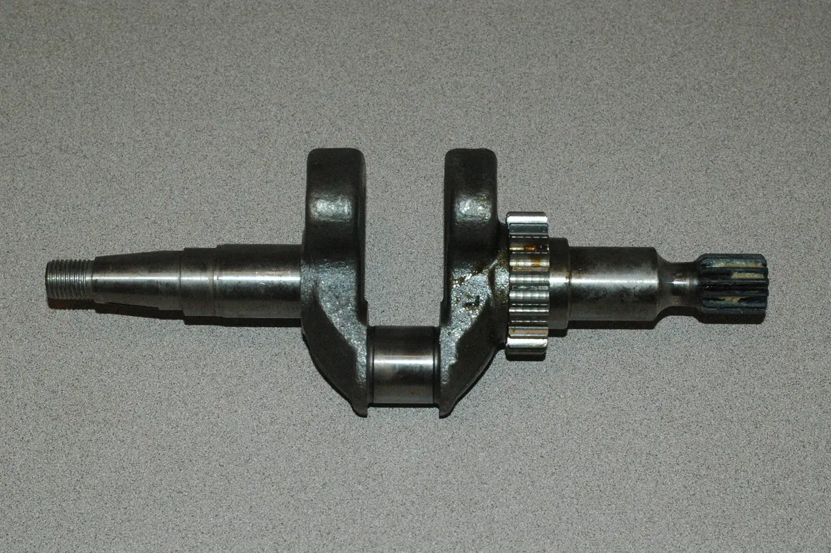 Honda 13310-883-741 13310-883-742 G200 Crankshaft 1