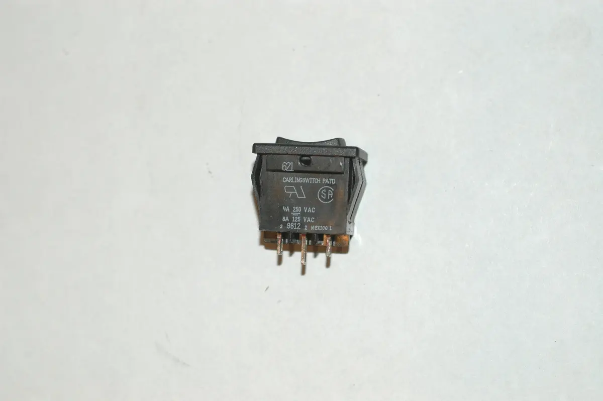 Carling 621-11471 Mini Rocker Switch On-Off-On Both On's Are Momentary 1