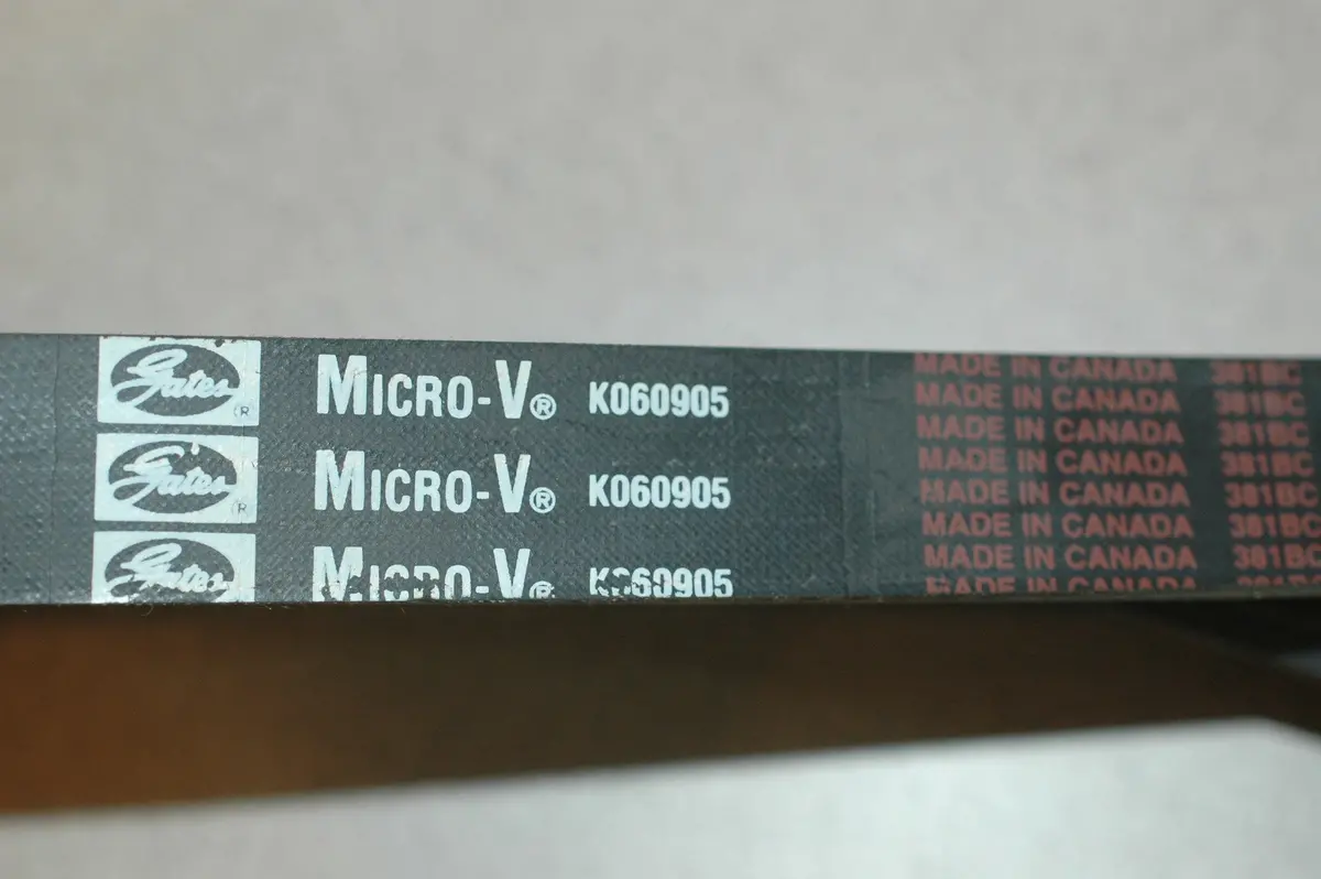 Gates K060905 Micro V Serpentine Belt 1