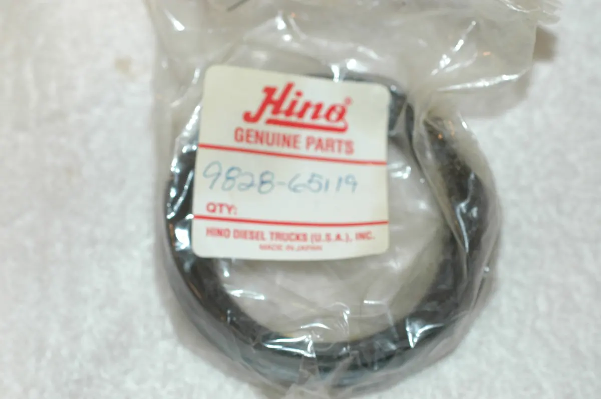 Hino 9828-65119 Gearbox Seal 1