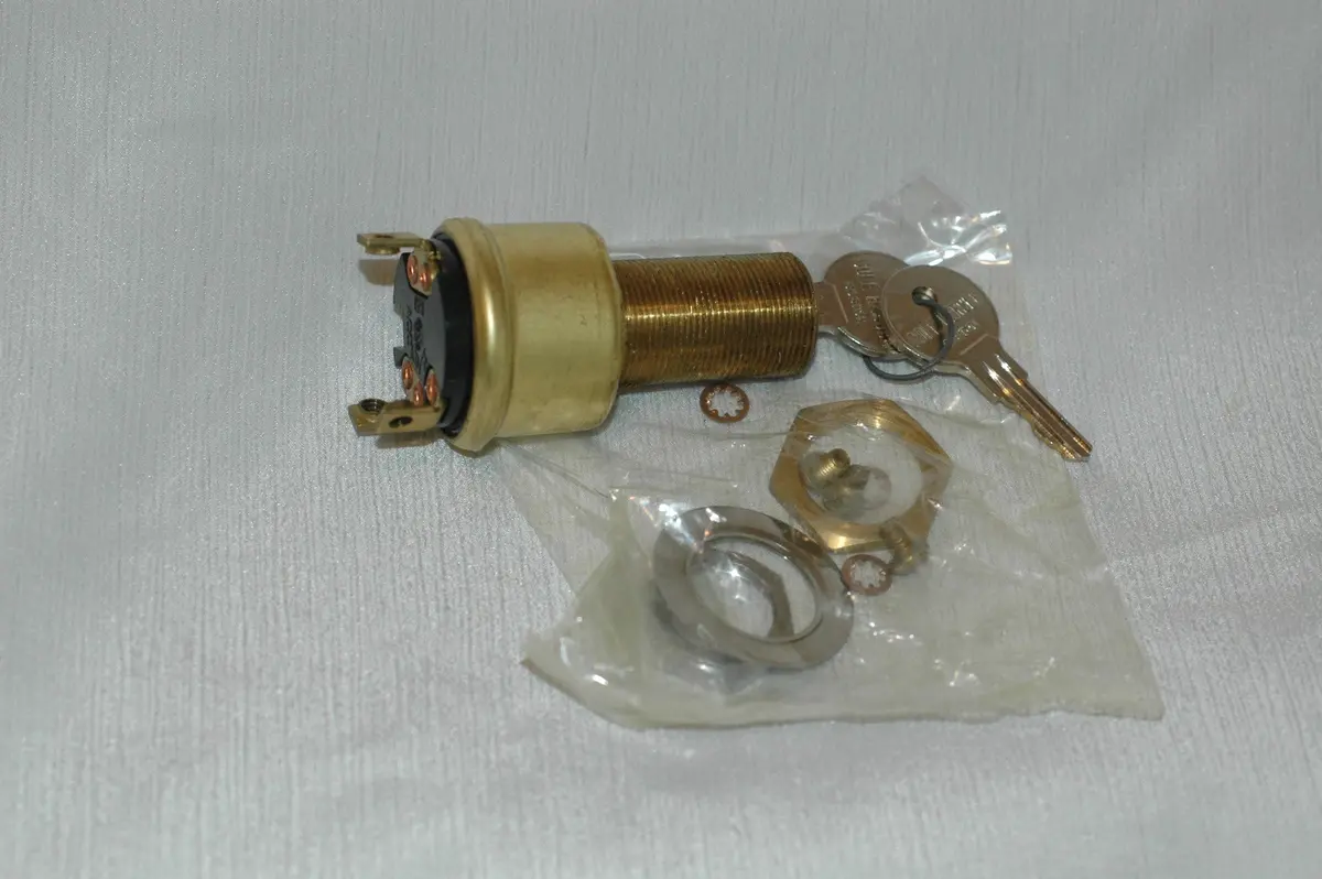 Cole Hersee M-550 Ignition Switch Off/On/Start 1