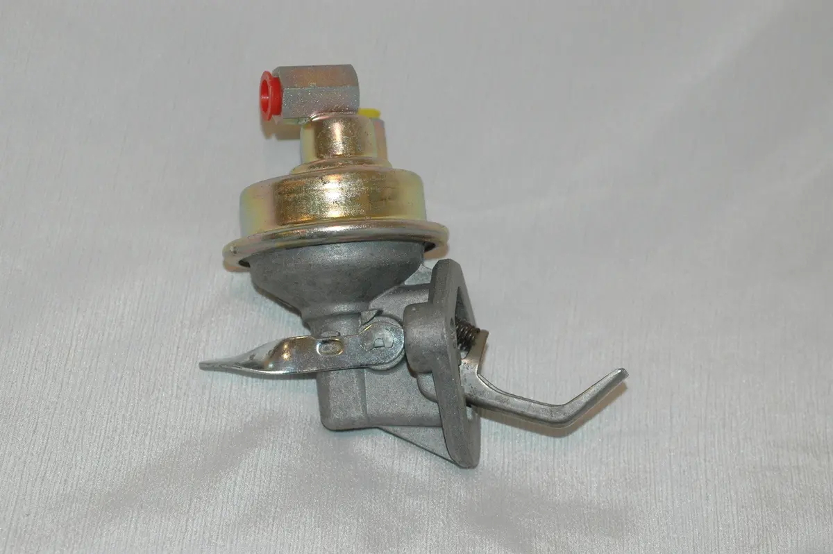 Cummins 3904374 Fuel Pump 1