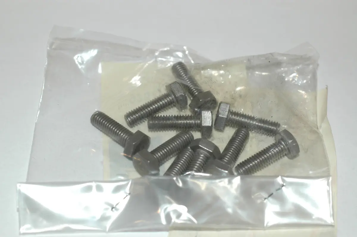 Mercury Marine Quicksilver 10-82452M Bolt Yamaha 97370-06020 Screw  Bag Of 10 1