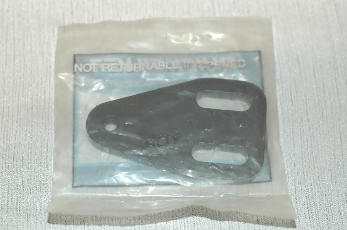 Mercury Marine Quicksilver 820531 Bracket 1