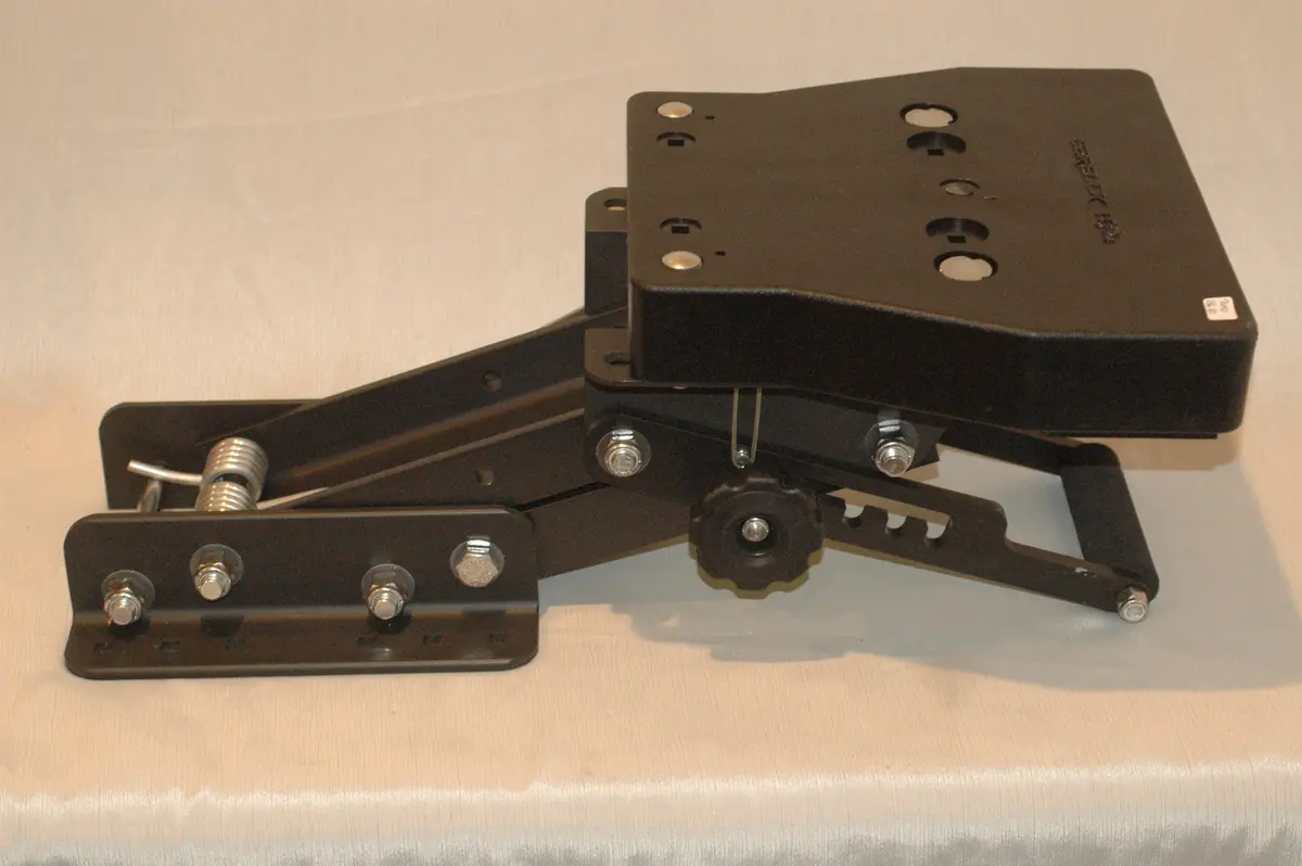 Garelick Eez-In 71090 Four Stroke Outboard Motor Bracket 1