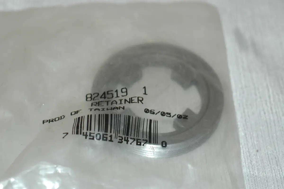 Mercury Quicksilver 8245191 Retainer 1