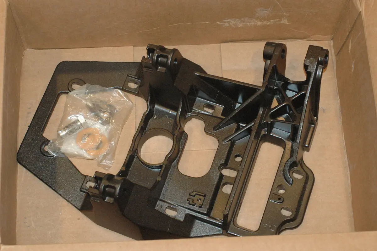 Mercury Quicksilver 44117A8 Transom Plate Assembly 1