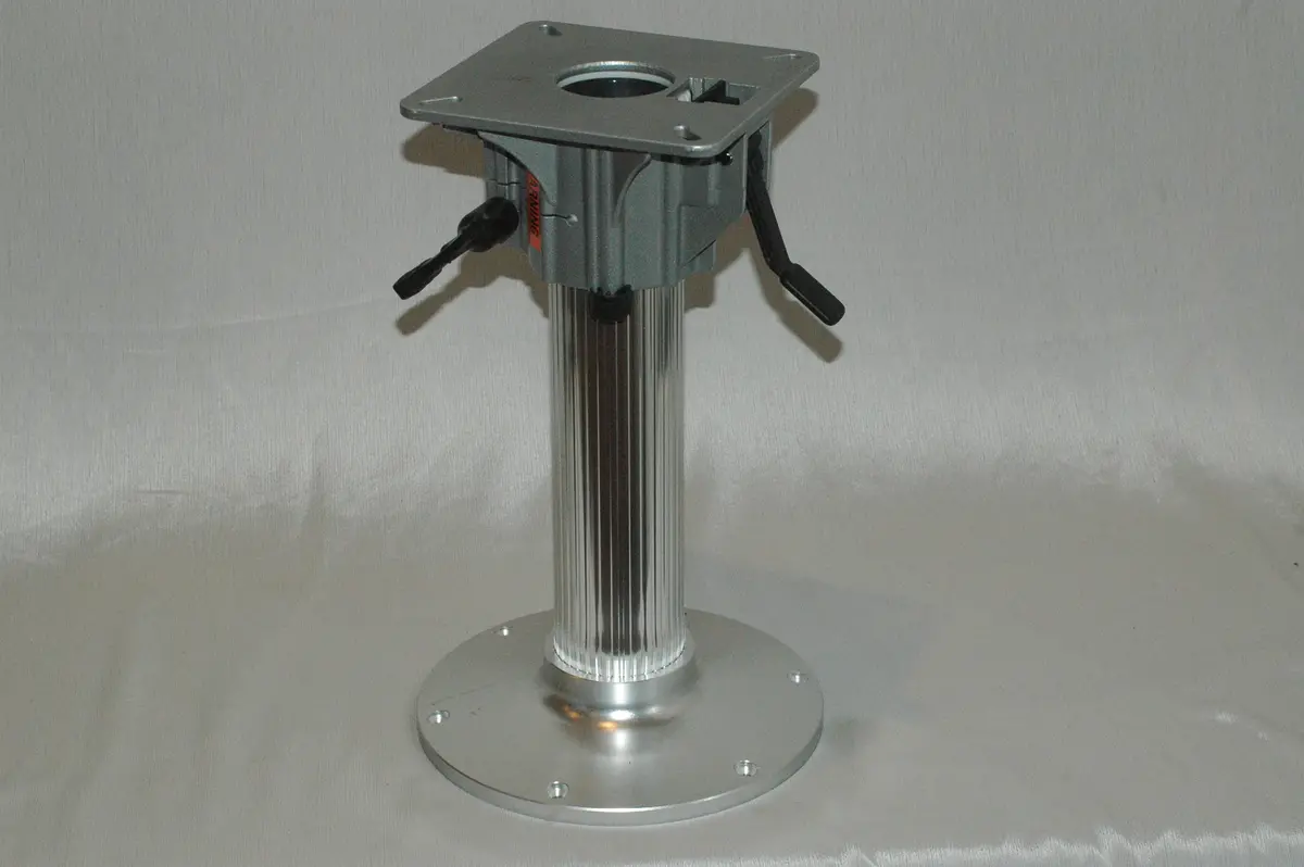 Garelick 15" Pedestal 75515 With 99026 Swivel Spider 1
