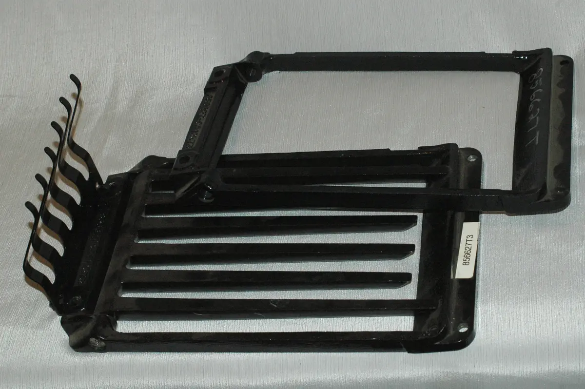 Genuine Mercury Marine Quicksilver 856627T3 Jet Grate Kit (No Bolts) 1