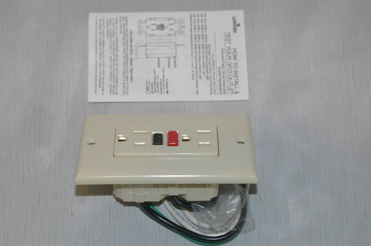 Leviton 6599-Li Ivory Gfci Ground Fault Receptacle 1