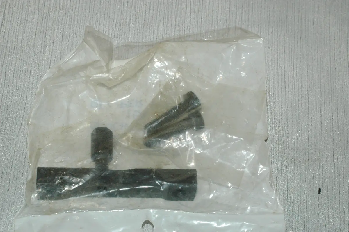 Omc 3850057 Special Tool 1