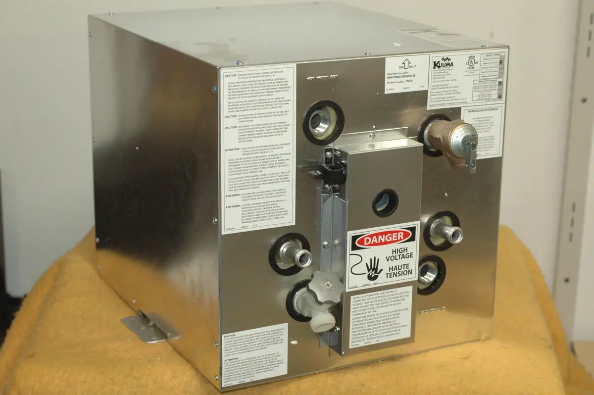 Kuuma Camco 120V Side Mount 6 Gallon Water Heater #11810 1