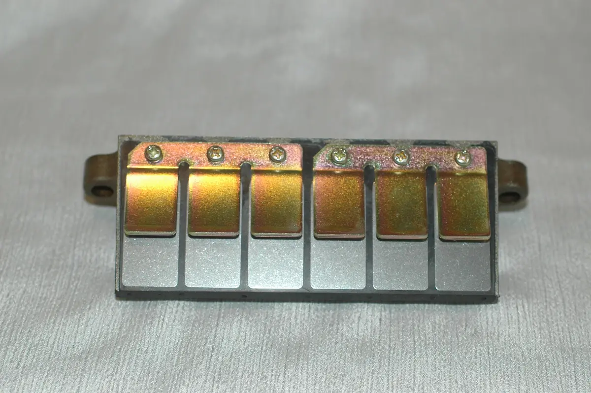 Genuine Mercury Marine Quicksilver 828623T6 Reed Block Assembly 1
