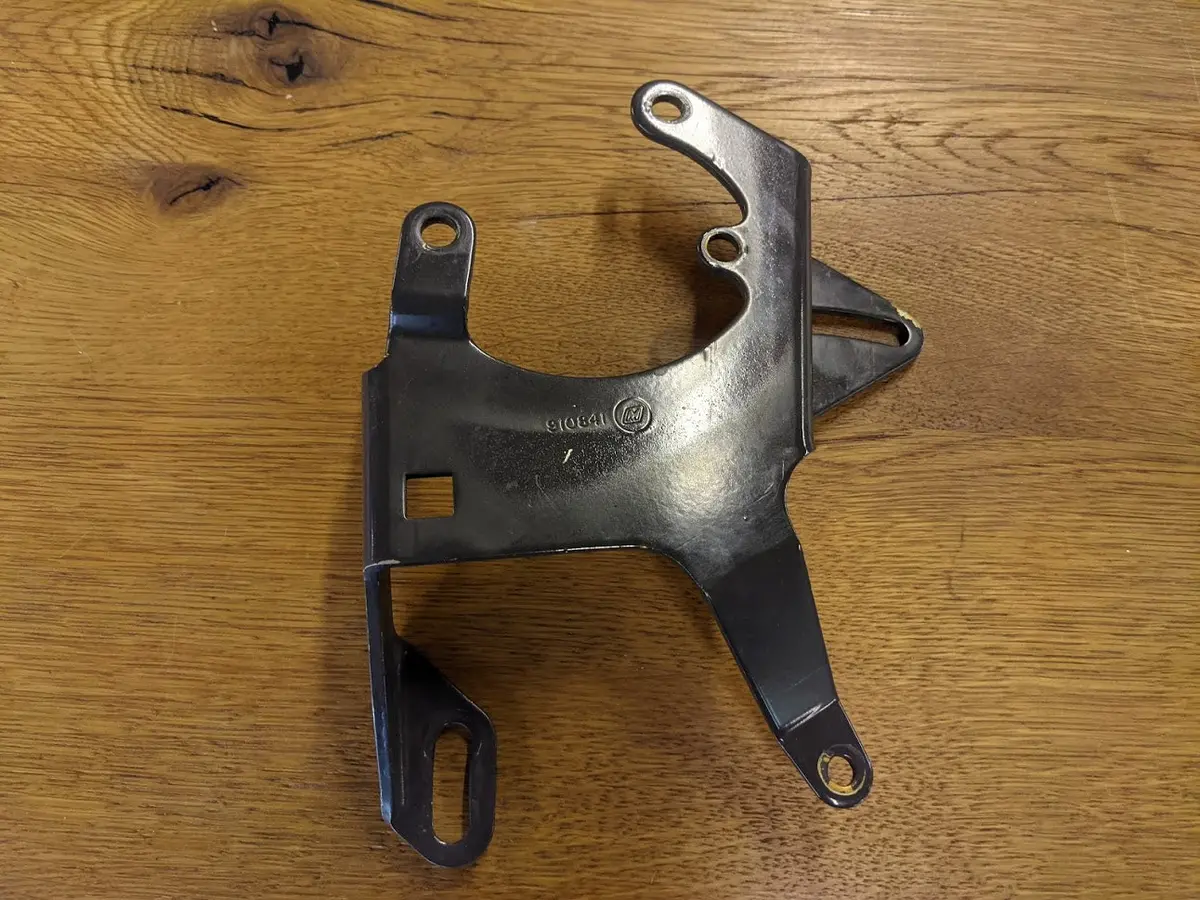 Omc 910841 Bracket (Used Item Please Read Details Below) 1